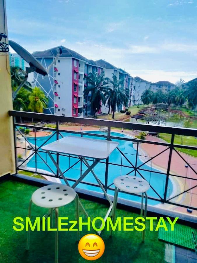 Smilez Homestay H102 & A306 At Pd Perdana Kondo Resort Porto Dickson Exterior foto