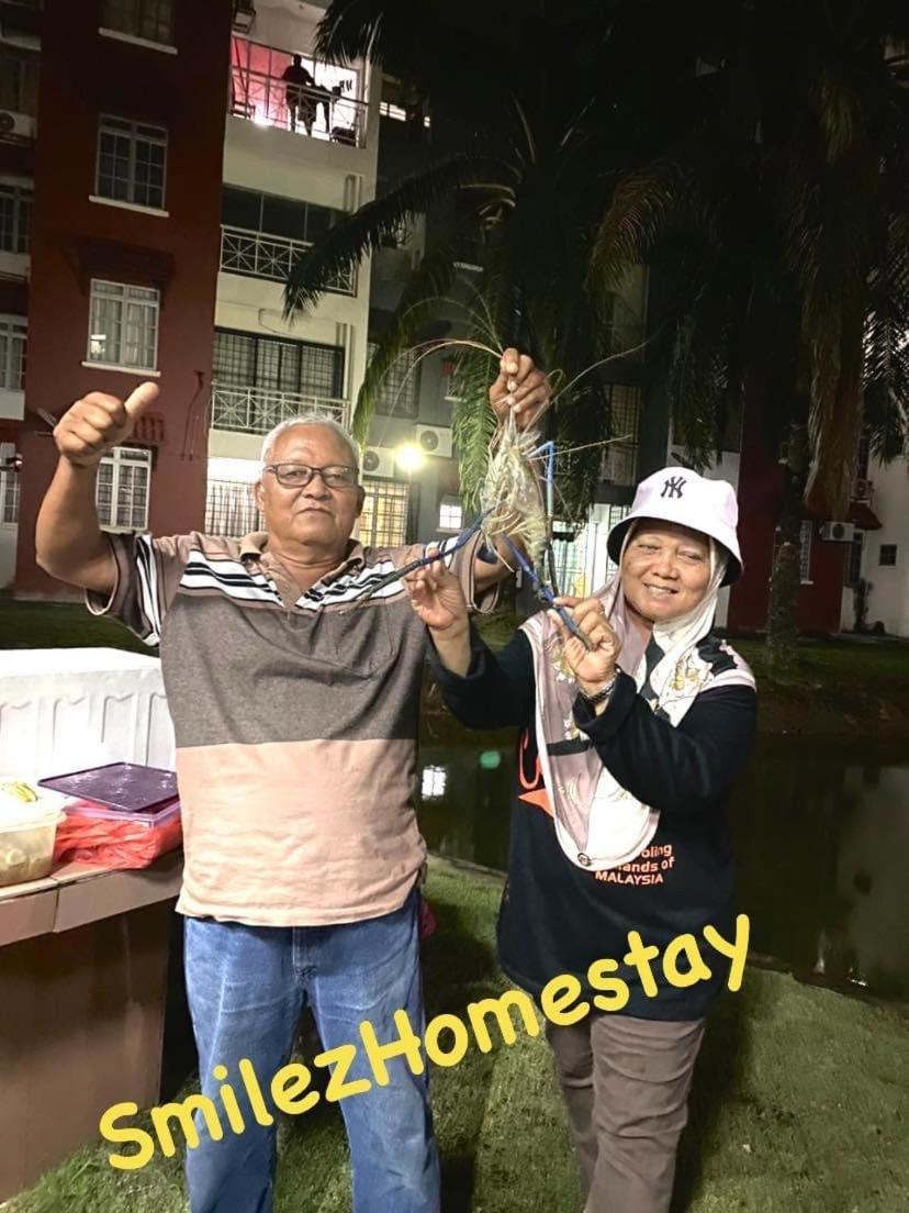 Smilez Homestay H102 & A306 At Pd Perdana Kondo Resort Porto Dickson Exterior foto